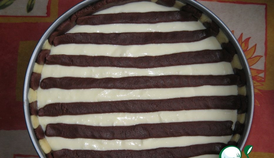 Пирог зебра на молоке с маргарином